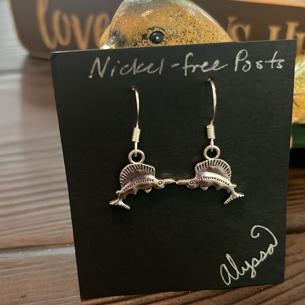 Handmade swordfish earrings - Picture 2 of 4